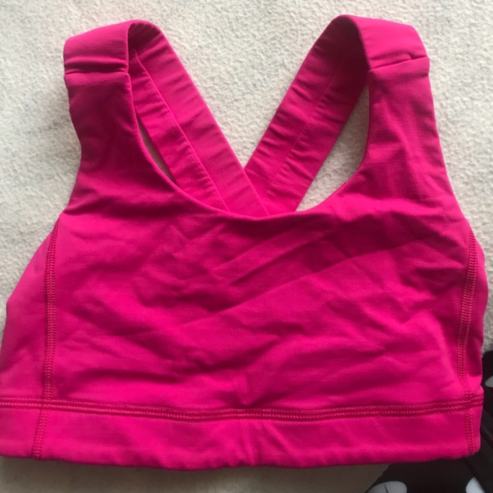 Lululemon sports bra
